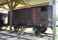 Wagon ancien (au Chateau de Saint-Fargeau, Yonne) (05)